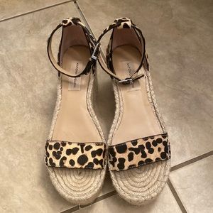 Women’s Antonio Melani Leopard Print Wedges size 8.5M